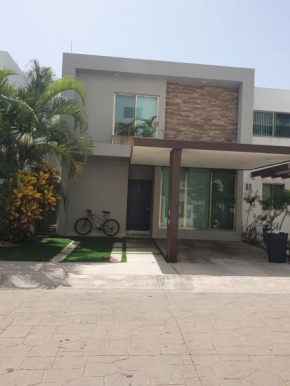 Casa en Residencial de Lujo, 3 Habitaciones, Confort, Seguridad y Ubicación